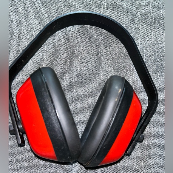 Kids “No Noise” Headphones - Picture 1 of 4